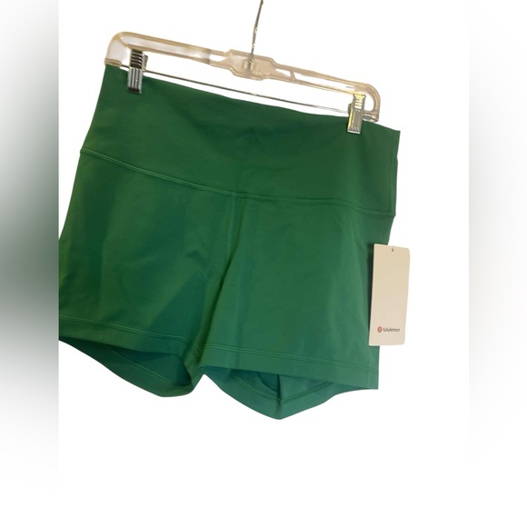 NWT Lululemon Wunder train HR shorts 4” RACEWAY GREEN Size 14 - Picture 1 of 4